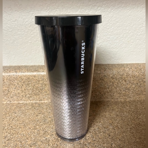 Starbucks Other - •3 for $10•

Starbucks cup